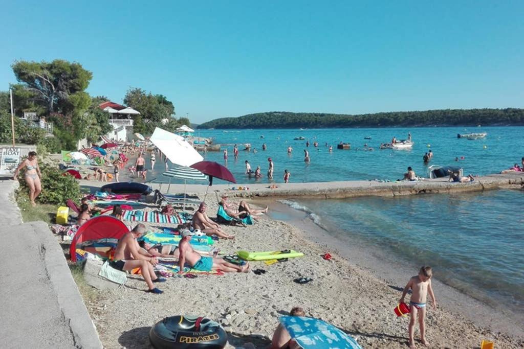 Willa Ribarić Banjol Zewnętrze zdjęcie
